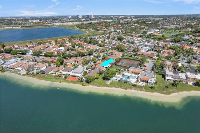 12350 Nw 7 Th Trl, House other with 3 bedrooms, 2 bathrooms and null parking in Miami FL | Image 38