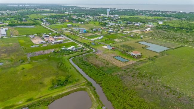 837 22 Nd St, House other with 2 bedrooms, 2 bathrooms and null parking in San Leon TX | Image 47
