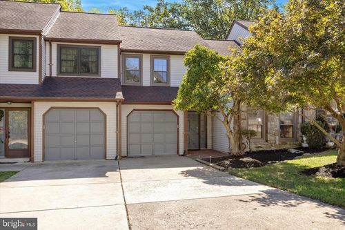 8612 Trumbauer Dr, GLENSIDE, PA, 19038-7454 | Card Image