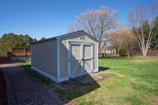 Shed for extra storage | Image 32