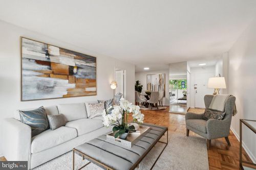 apt-512-700 7th St Sw, WASHINGTON, DC, 20024-2429 | Card Image