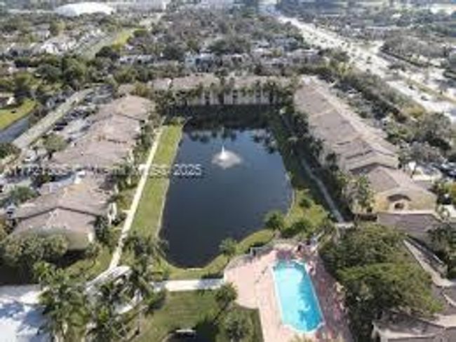 APT-129 - 2600 S University Dr, Condo with 3 bedrooms, 2 bathrooms and null parking in Davie FL | Image 44