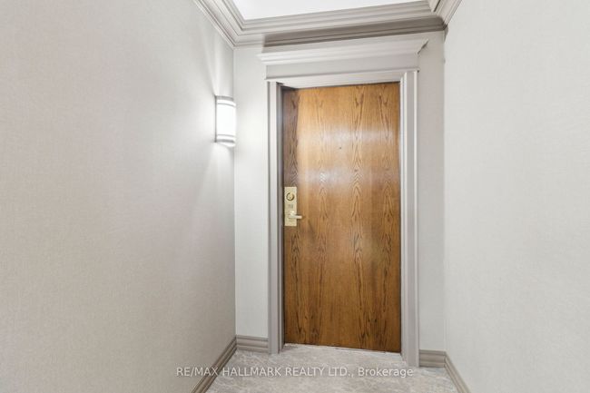 713 - 2 Maison Parc Crt, Condo with 1 bedrooms, 1 bathrooms and 1 parking in Thornhill ON | Image 4