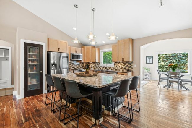 13-web-or-mls-A7405283 | Image 10
