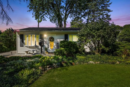 408 Cahill Rd, STREAMWOOD, IL, 60107-1203 | Card Image