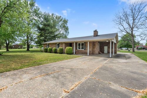 209 Aletha Dr, Sikeston, MO, 63801-9767 | Card Image