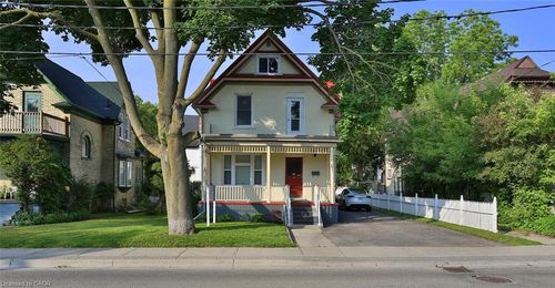 127 Duke St E, Kitchener, ON, N2H1A6 | Card Image