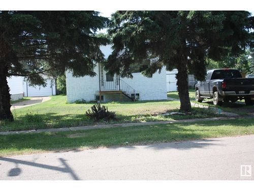 5103 49a Ave, Andrew, AB, T0B0C0 | Card Image