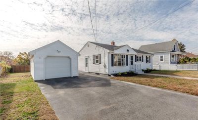 Exterior front with garage and driveway | Image 2