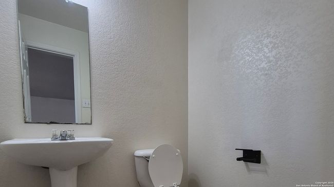 100 Hinge Iron, House other with 4 bedrooms, 3 bathrooms and null parking in Cibolo TX | Image 8