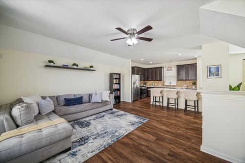 3332 Home Point Dr, Houston, TX, 77091-5569 | Card Image