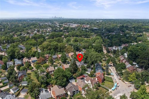 down-3595 Glencairn Rd, Shaker Heights, OH, 44122-5061 | Card Image