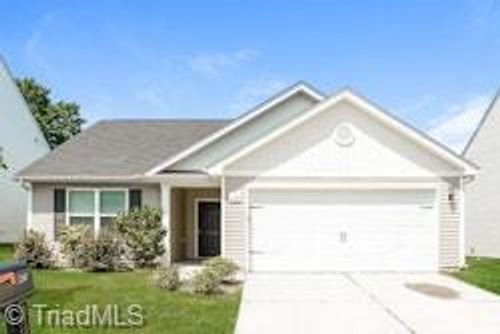 230 Kendall Dr, Winston Salem, NC, 27107-6889 | Card Image