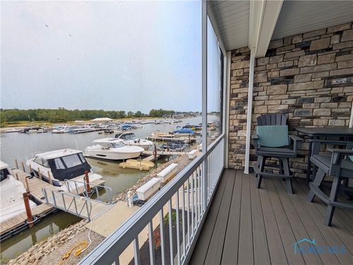 622-2620 S Waterside Ct, Lakeside Marblehead, OH, 43440-9117 | Card Image