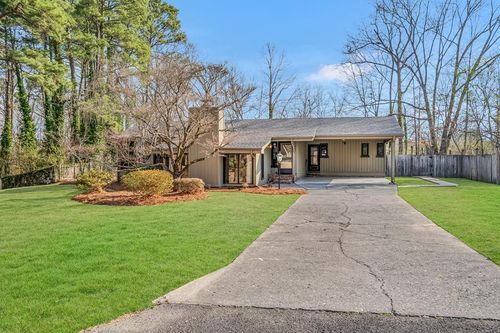507 Riderwood Dr, DALTON, GA, 30721-8220 | Card Image