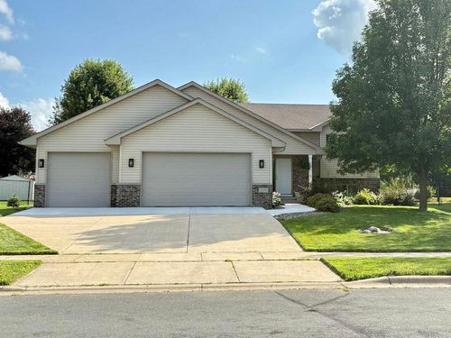 310 Art St Nw, New Prague, MN, 56071-2499 | Card Image