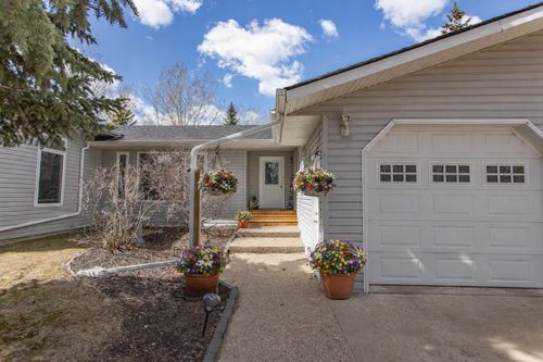 606 Pigeon Close, Rochon Sands, AB, T0B2M1 | Card Image