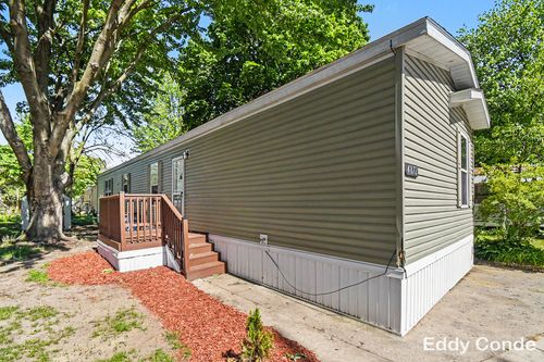4872 Pamela Ave Se, Grand Rapids, MI, 49548-7601 | Card Image