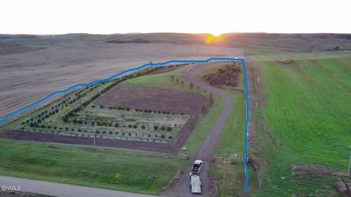 6851 2nd Ave Sw, Hazelton, ND, 58544-9213 | Card Image