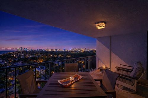 apt-12b-1901 N Ocean Blvd, Fort Lauderdale, FL, 33305-3703 | Card Image