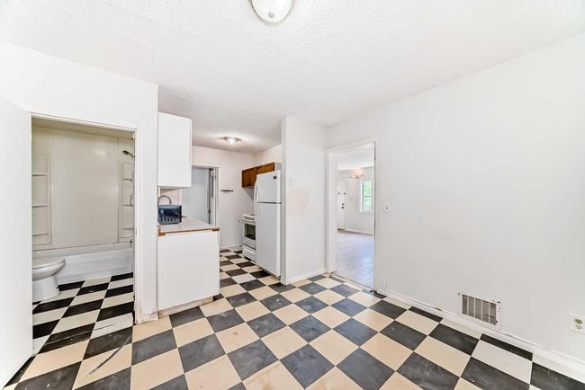 7614 24 Street Se, House other with 2 bedrooms, 1 bathrooms and 2 parking in Calgary AB | Image 17