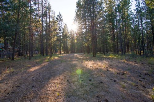 50832 Doe Loop, La Pine, OR, 97739 | Card Image