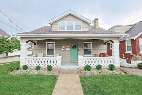 201 Walnut St, Southgate, KY, 41071-3141 | Card Image