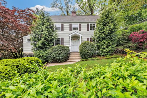 3 Richmond Hill Rd, Norwalk, CT, 06854-2515 | Card Image