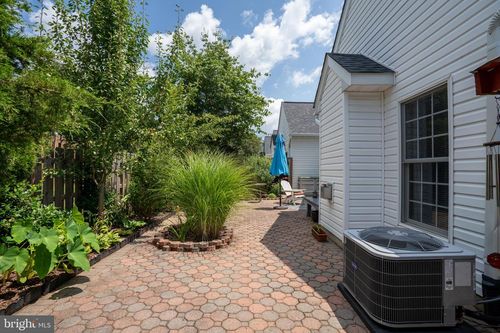 11200 N Scottwood Ln, FREDERICKSBURG, VA, 22407-2547 | Card Image