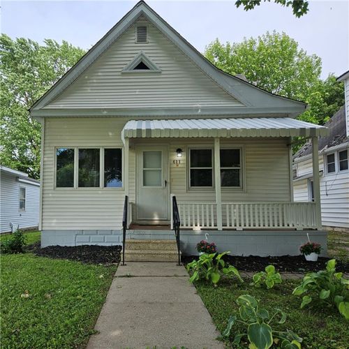 460 3rd St, Illiopolis, IL, 62539-3804 | Card Image