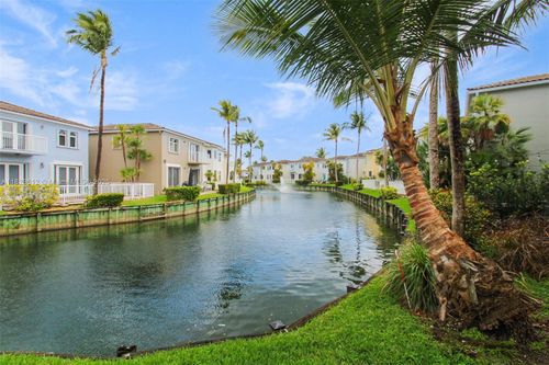 21025 Ne 31st Ave, Aventura, FL, 33180-3912 | Card Image