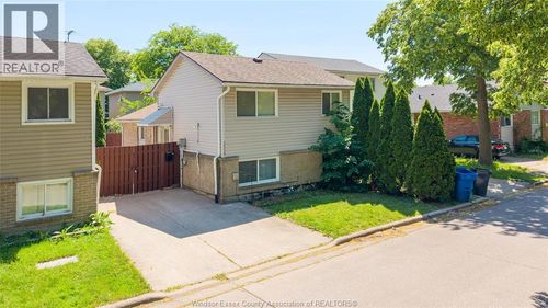 1229 Arncliffe Pl, Windsor, ON, N8S4K2 | Card Image