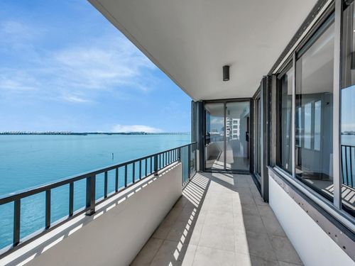 apt-a806-520 Brickell Key Dr, Miami, FL, 33131-2610 | Card Image