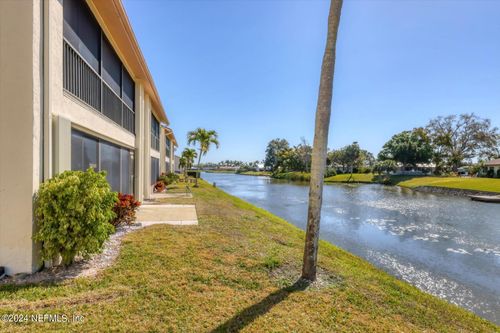 b-1743 Lake Place, Venice, FL, 34293 | Card Image