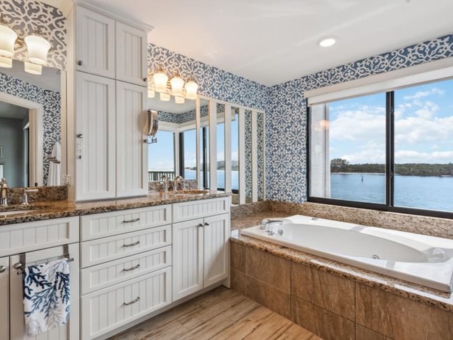 232 - 232 La Peninsula Blvd, Condo with 2 bedrooms, 3 bathrooms and null parking in NAPLES FL | Image 20