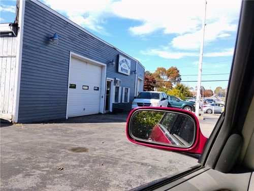 331 N 331 Metacom Ave Avenue, Bristol, RI, 02809 | Card Image
