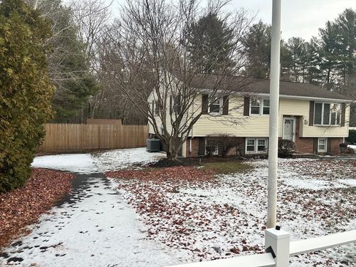 31 Harjean Rd, Billerica, MA, 01821-2243 | Card Image