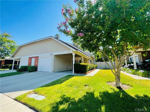 6832 Ponce Ave, West Hills, CA, 91307-2610 | Card Image