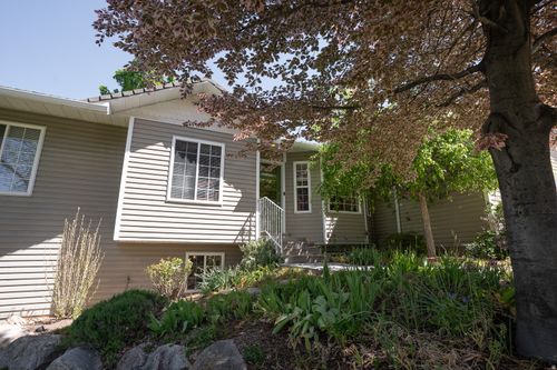 249 300, Smithfield, UT, 84335-1529 | Card Image