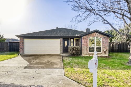 10220 Little Fox Ct, Fort Worth, TX, 76108-4055 | Card Image