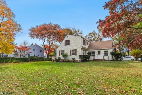 24 Oneida Pl, Cranford, NJ, 07016-3320 | Card Image