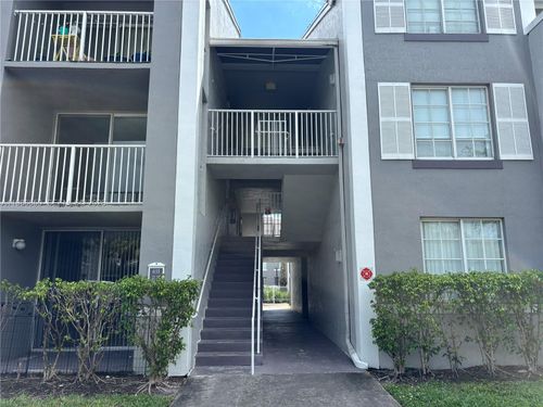 apt-108-655 Sw 111th Way, Pembroke Pines, FL, 33025-7008 | Card Image