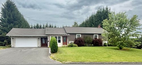 251 19th Ave, Madawaska, ME, 04756-1371 | Card Image