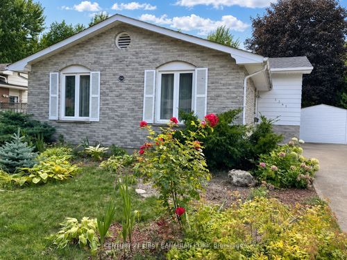 1341 Aldersbrook Rd, London, ON, N6G3J1 | Card Image