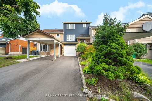 11 Courtleigh Sq, Brampton, ON, L6Z1J2 | Card Image