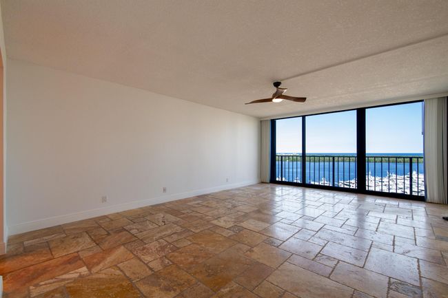 APT-1134 - 122 Lakeshore Dr, Condo with 2 bedrooms, 2 bathrooms and null parking in North Palm Beach FL | Image 29