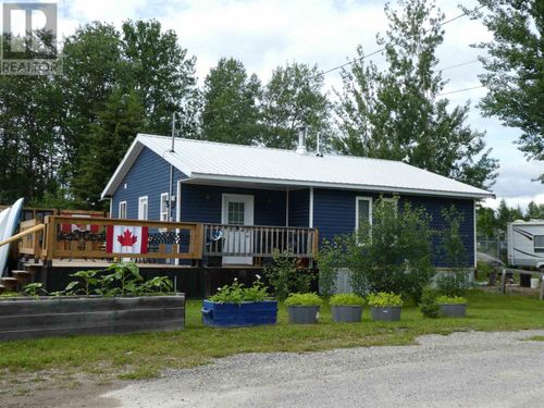 300 Second Ave Sw, Geraldton, ON, P0T1M0 | Card Image