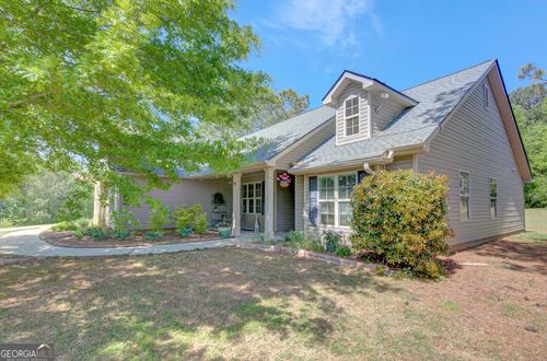 103 Fuller Ct, Grantville, GA, 30220-2536 | Card Image