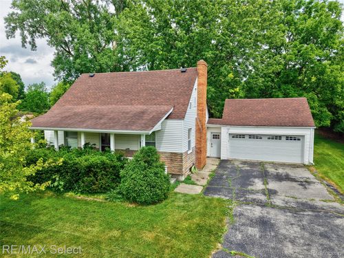 7173 Porter Rd, Grand Blanc, MI, 48439-8500 | Card Image