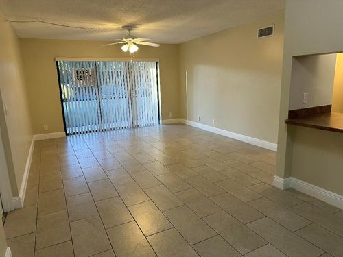 apt-a1-202 Foxtail Dr, Greenacres, FL, 33415-6198 | Card Image